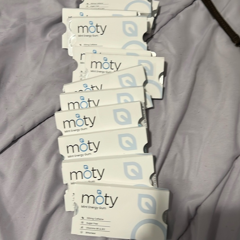 Moty brand mint energy gum